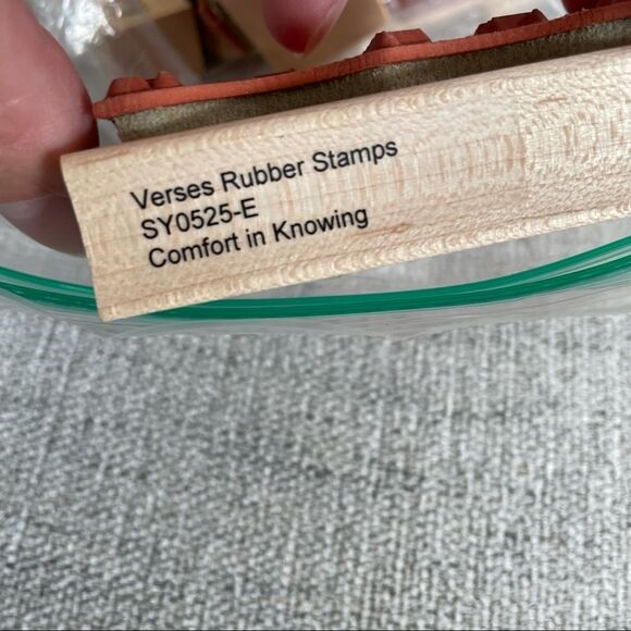 Lot of 23 Rubber Stamps 1lb 12oz Most NEW Scrapbooking Crafting - Picture 13 of 14